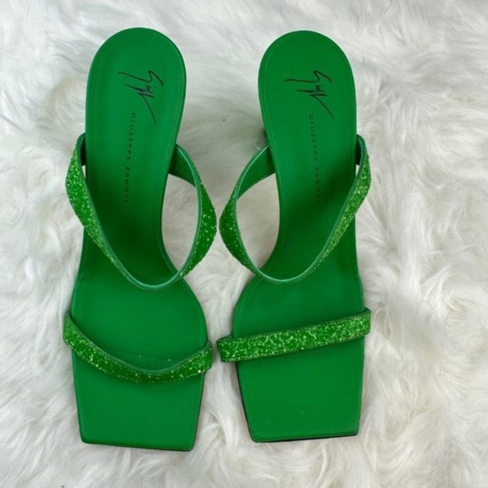 Giuseppe Zanotti Marinetti Sandal in Kiwi - Picture 6 of 10